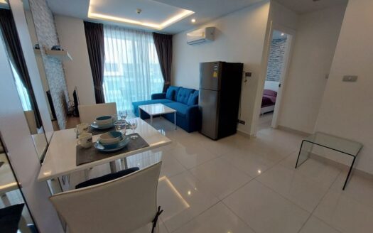Lovely 1 Bedroom Pool Condo in Amazon Jomtien for Rent