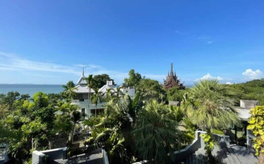 Large 2 Bedrooms Beachfront Condo for Sale and Rent