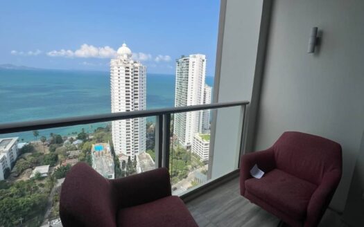 1 Bedroom Corner Unit for Sale at The Riviera Wongamat