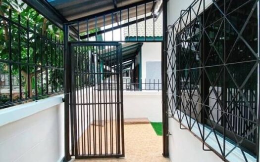 💥House for Sale at Nern Plub wan ราคา 4.99 ล้าน