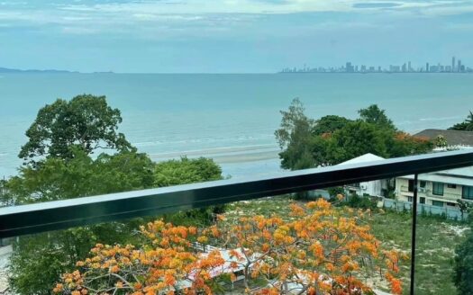 Condo next to the sea