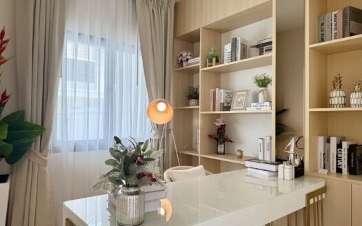 Zensiri House and Townhome