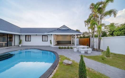 Pool Villa Mabprachan