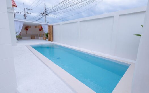 Poll villa 5 bedrooms